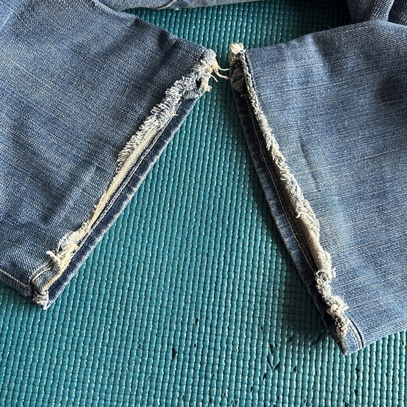 7 for all mankind Medium Wash Bootcut Distressed Jeans 26 - Picture 7 of 11